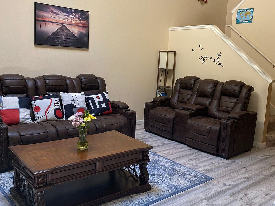 1st image of 11210 Slater Ave NE APT 102