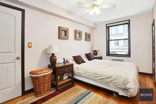 Sold by Bond New York | media 9