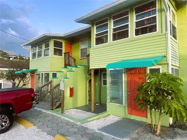 61 81st Ave APT 2, Treasure Island, FL 33706