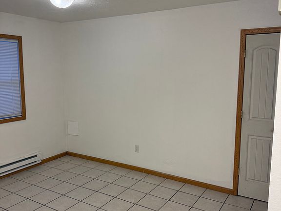 3rd image of 728 31st St N