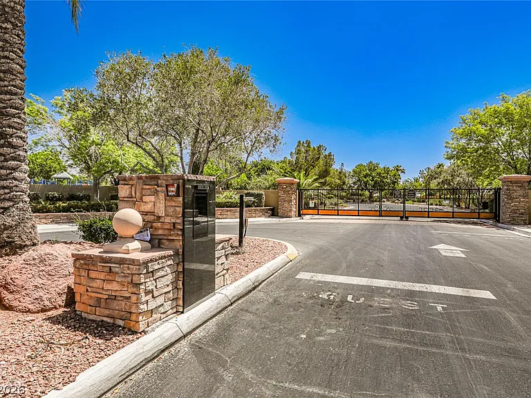 7109 Via Campanile Ave — Photo 3