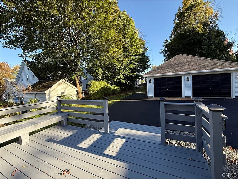 11 Sanger Ave — Photo 25