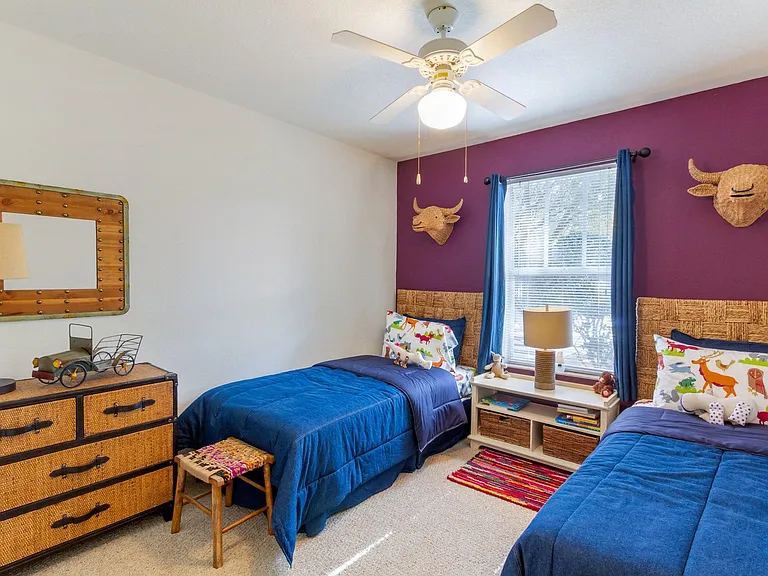 Windsong Apartments — Photo 23