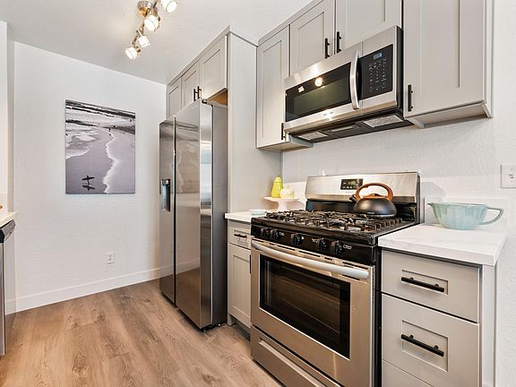 5th image of 1455 E Katie Ave Unit C13