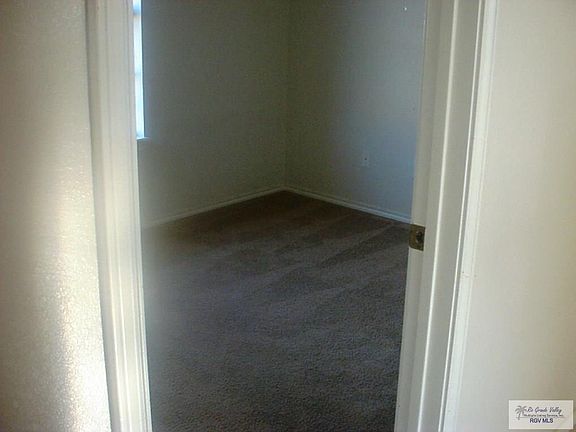 3rd image of 615 Limon Ln