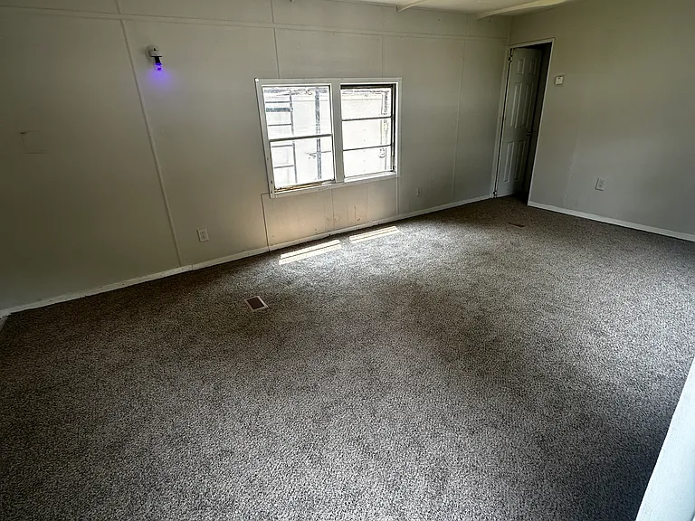 4440 New Walkertown Rd #A-8 — Photo 6
