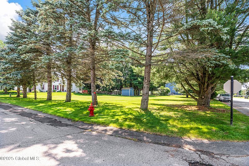 2nd image of 2 Eddy Lane