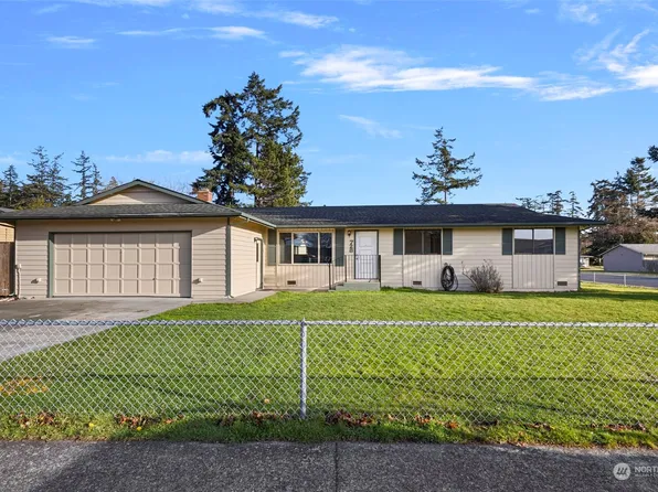 728 NW Fairhaven Drive, Oak Harbor, WA 98277