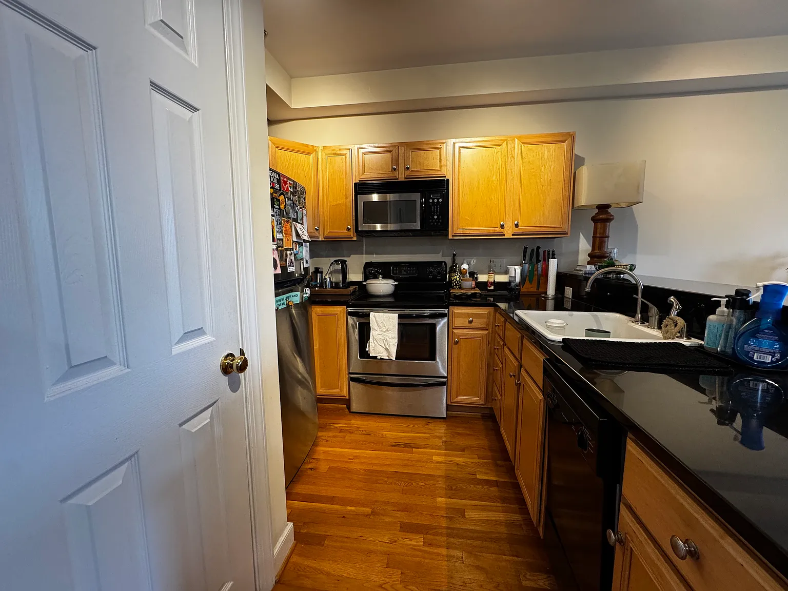 2 bed, 1298 sqft, $1,745 — Photo 2