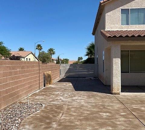 5th image of 5959 Moon Garden St #0