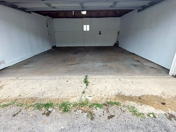 2nd image of 4142 W Kamerling Ave Unit 2
