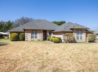 3904 Santa Cruz St, Granbury, TX 76049