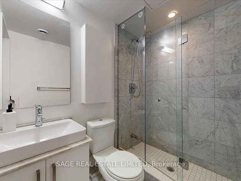 12 York St #3608 — Photo 13