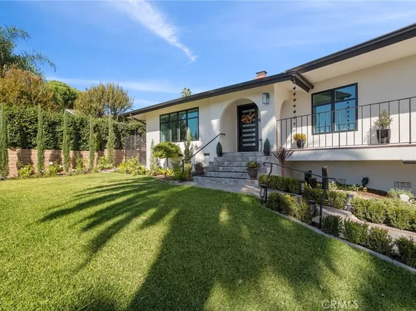 1020 N Palm Dr, Azusa, CA 91702