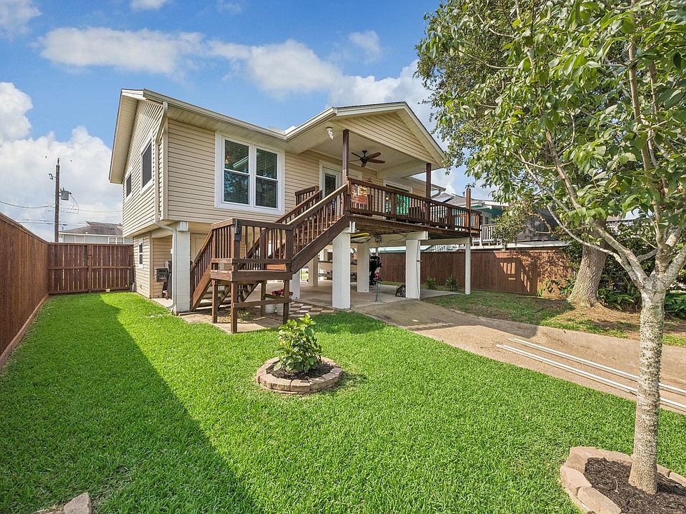 1st image of 161 Barracuda St