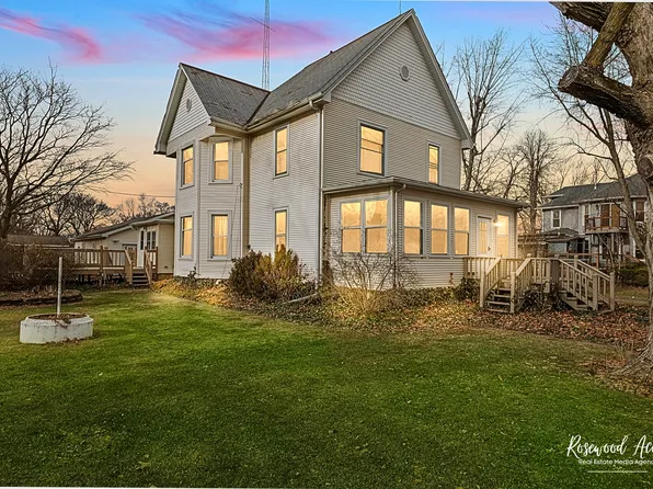 123 E Park St, Chebanse, IL 60922