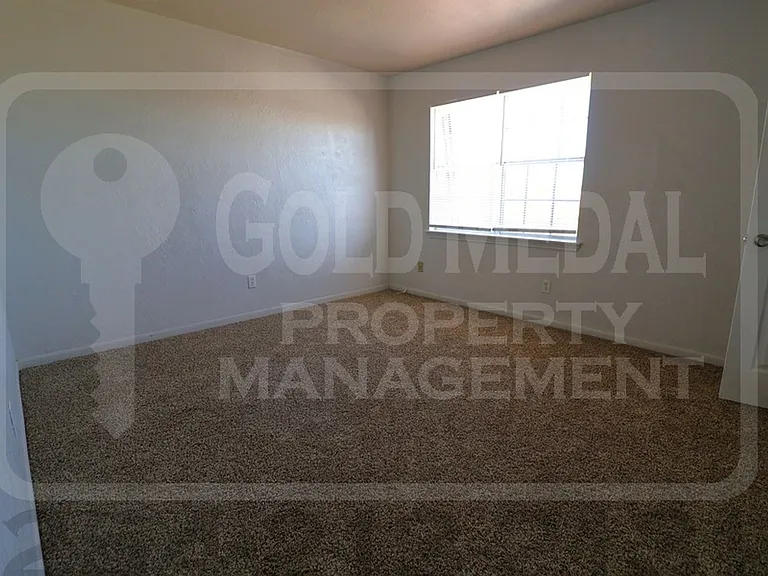 3906 Charolais Dr — Photo 14