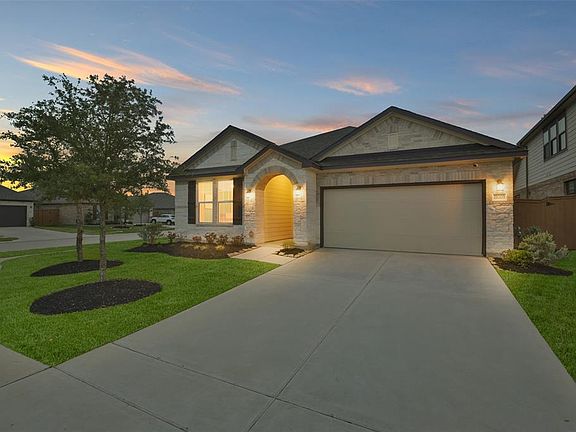 2nd image of 21203 Mangrove Lane