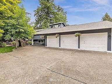 4th image of 9422 Veterans Dr SW