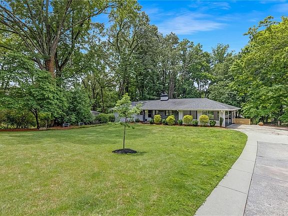 3rd image of 714 Willivee Dr