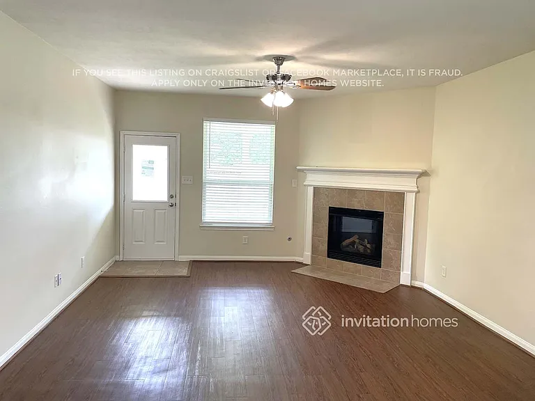 30607 Gardenia Trace Dr — Photo 2