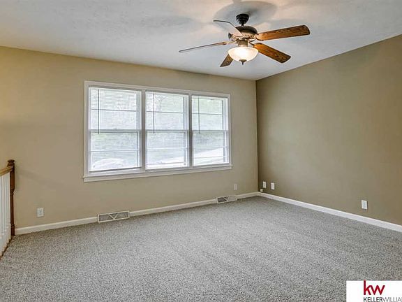 4th image of 204 N 10th St