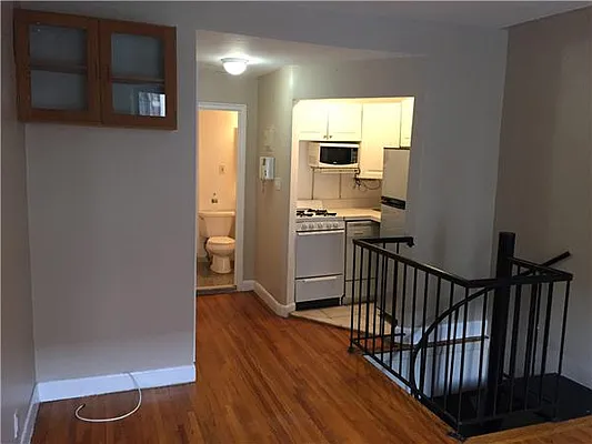 Rented by Clatter Realty Inc. | media 31