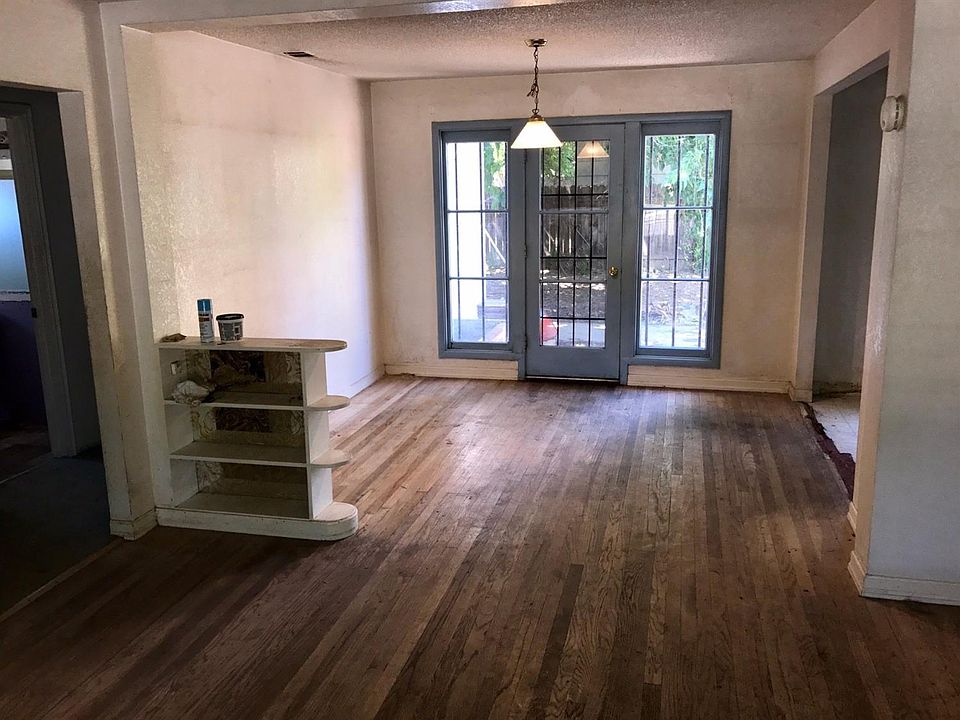1st image of 3745 El Camino Ave