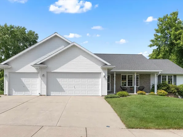 3164 Alfa Romeo Rd, Green Bay, WI 54313