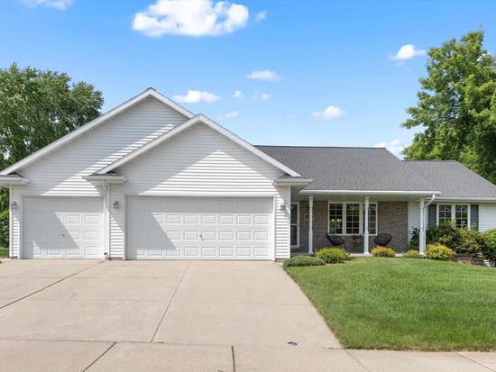 3164 Alfa Romeo Rd, Green Bay, WI 54313