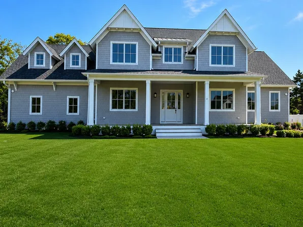 https://photos.zillowstatic.com/fp/f7550f765fe9b29562fab8d709346089-p_e.webp
