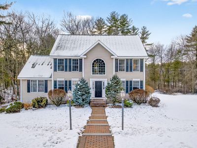 18 Heather Lee Lane, Pelham, NH, 03076