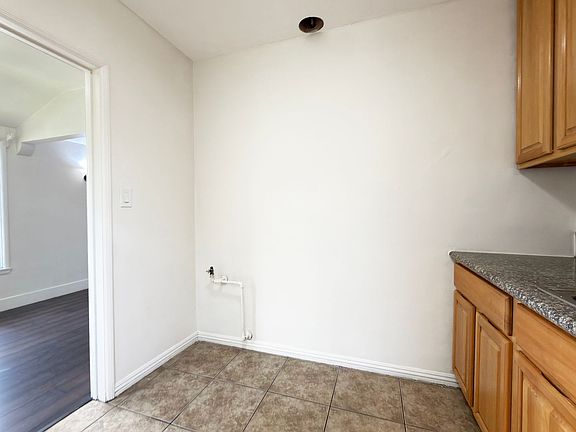 4th image of 2021 Pine Ave APT 5