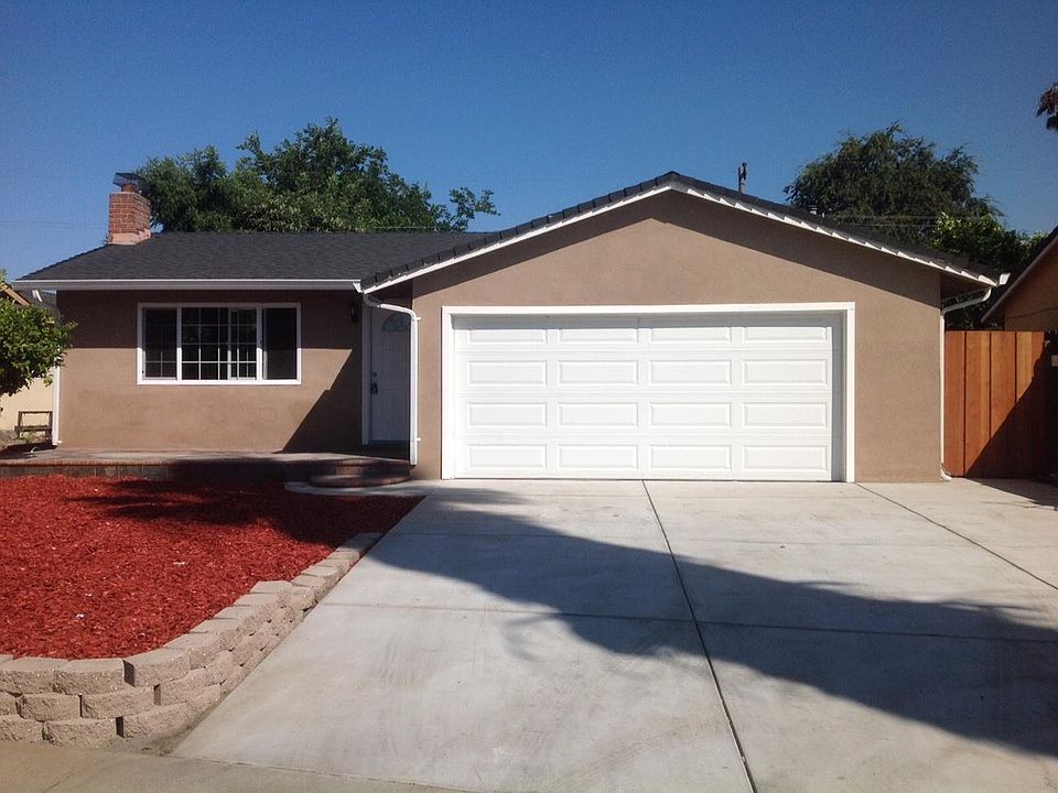 1st image of 551 Loumena Ln