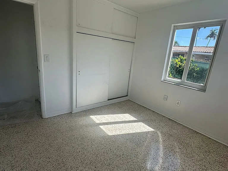 8822 SW 41st Ter — Photo 19