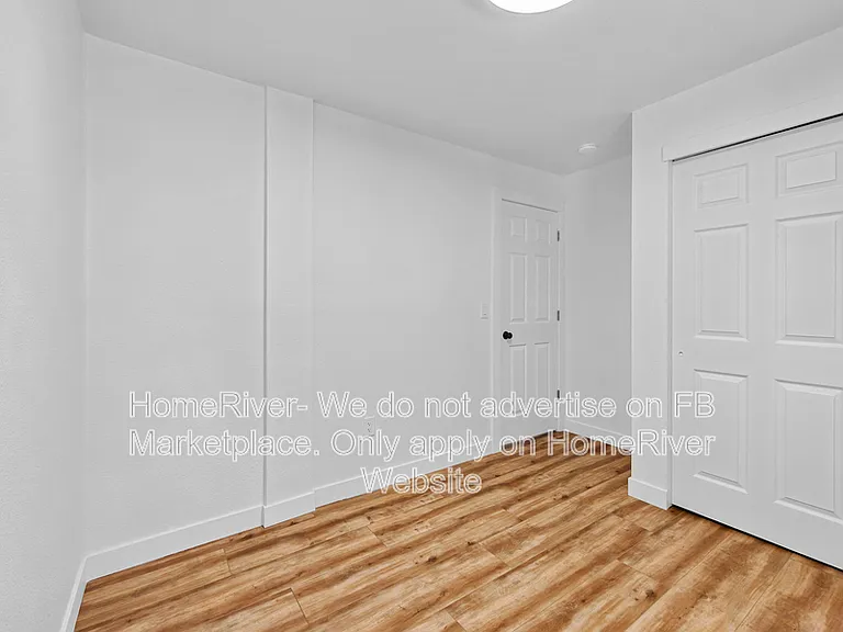 1202 S Russell St — Photo 12