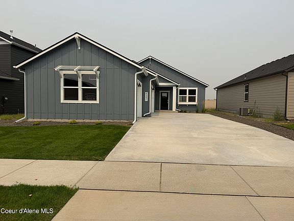 2nd image of 4507 E Culpeo Ave