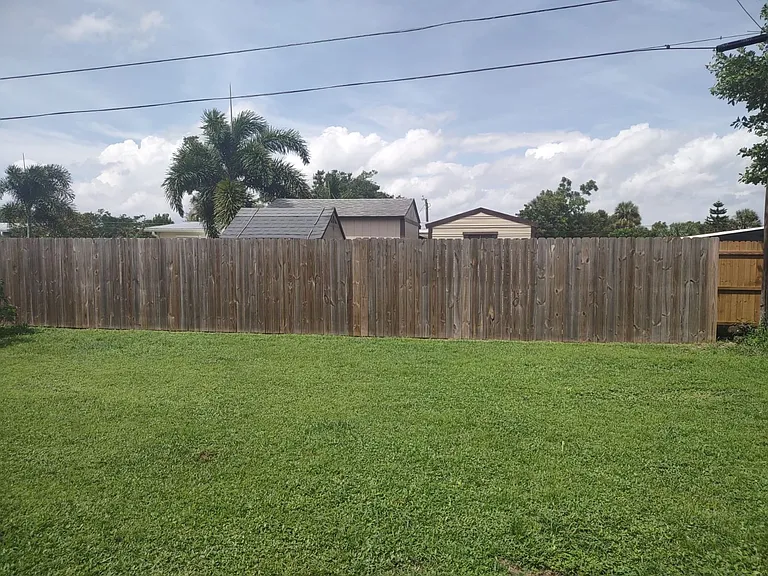 22138 Belinda Ave — Photo 13