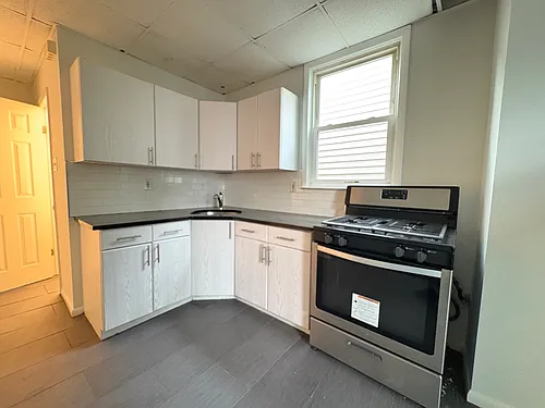 346 Armstrong Ave #2 Photo 1