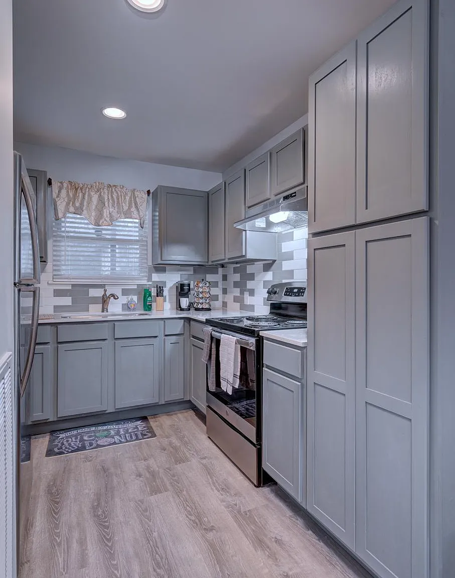 2 bed, 800 sqft, $850 — Photo 3