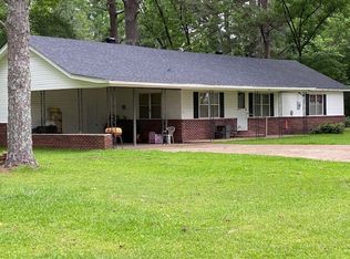 210 E 24th St, Hope, AR 71801