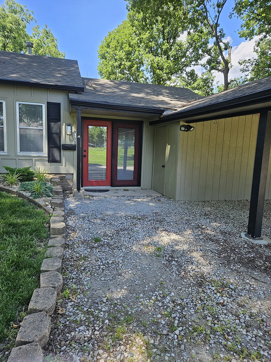 Building Photo - 9103 Noland Rd