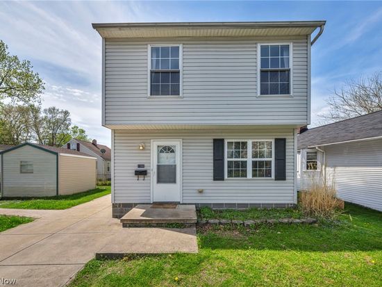1086 Peach Blvd, Willoughby, OH 44094