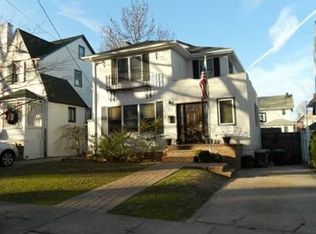 18 Walbrooke Ave, Staten Island, NY 10301