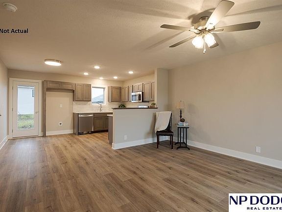 3rd image of 7740 50th St