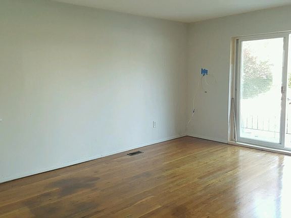 2nd image of 308 Delaware Ave #2