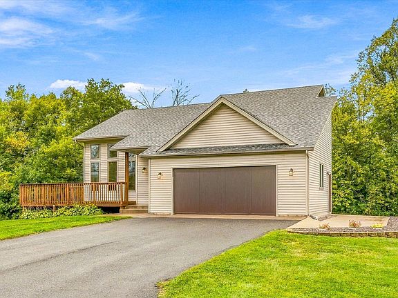 3rd image of 33644 Oasis Rd