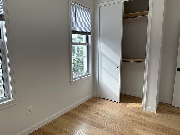 5th image of 36-43 32nd St #2