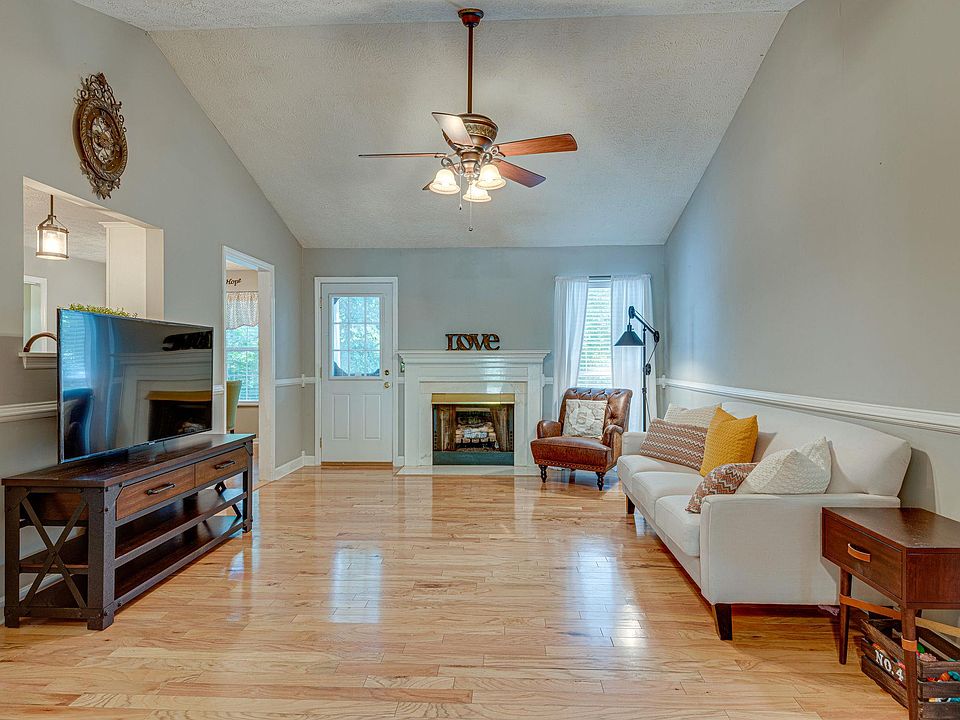 1st image of 1013 Willowbank Ct
