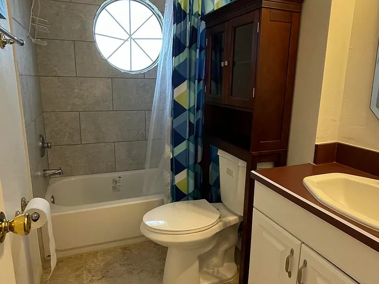 1425 Malibu Cir NE #111 — Photo 33